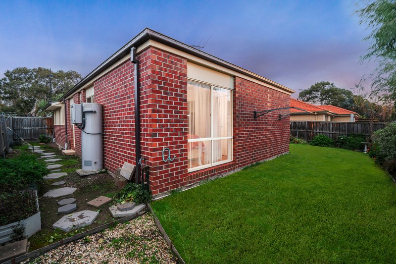 Photo - 17 Nighthawk Boulevard, South Morang VIC 3752 - Image 14