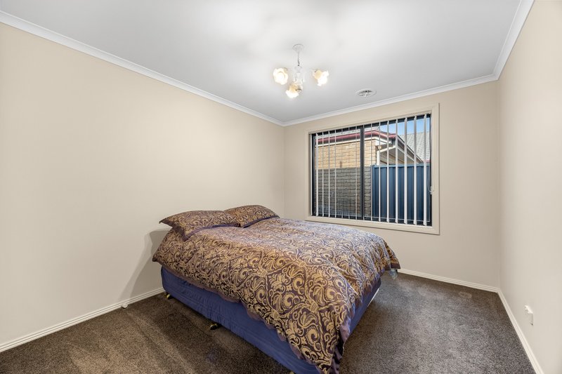 Photo - 17 Nimble Drive, Delacombe VIC 3356 - Image 14