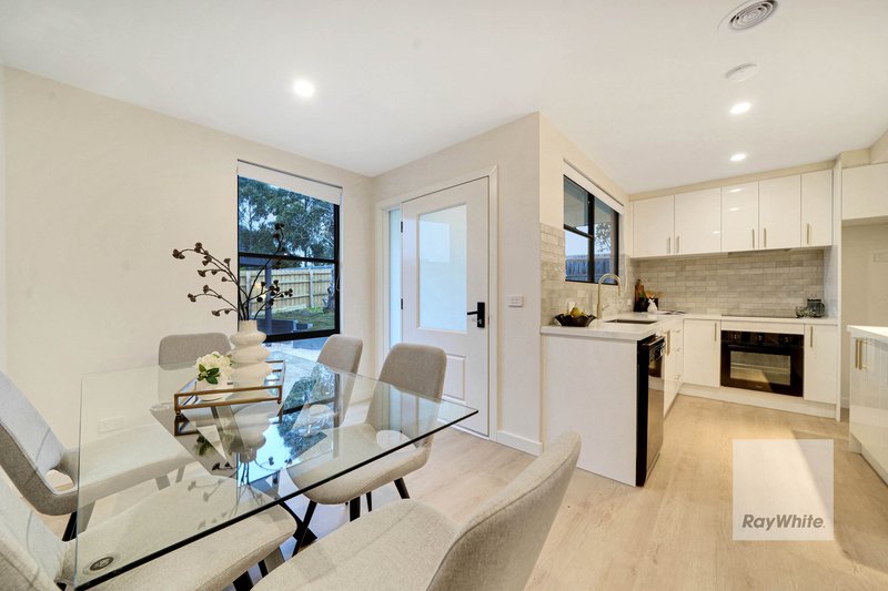 Photo - 17 Ninda Court, Westmeadows VIC 3049 - Image 12