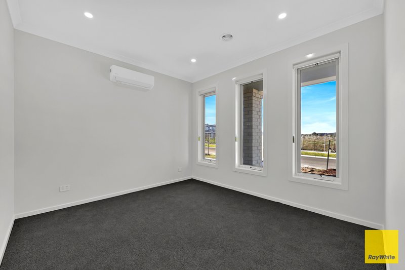 Photo - 17 Noorat Road, Beveridge VIC 3753 - Image 8