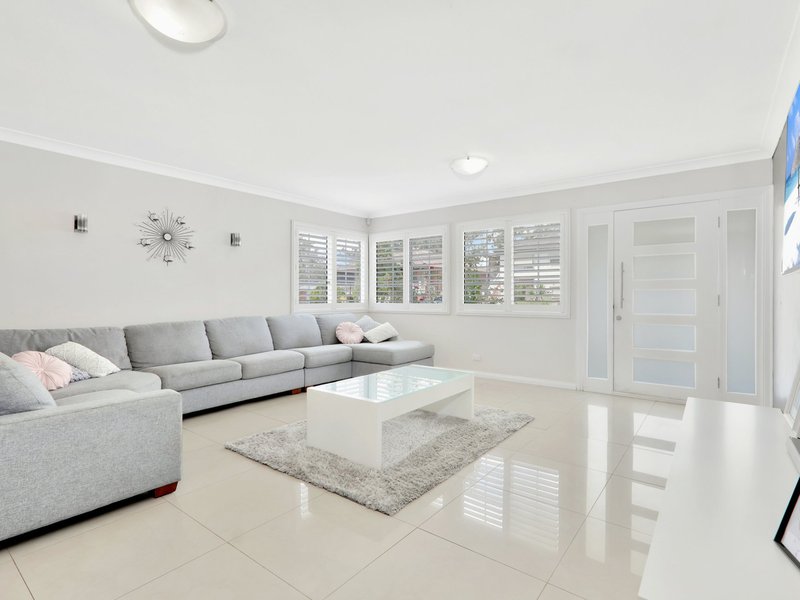 Photo - 17 Norfolk Road, Cambridge Park NSW 2747 - Image 2