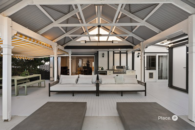 Photo - 17 Norman Parade, Clayfield QLD 4011 - Image 10