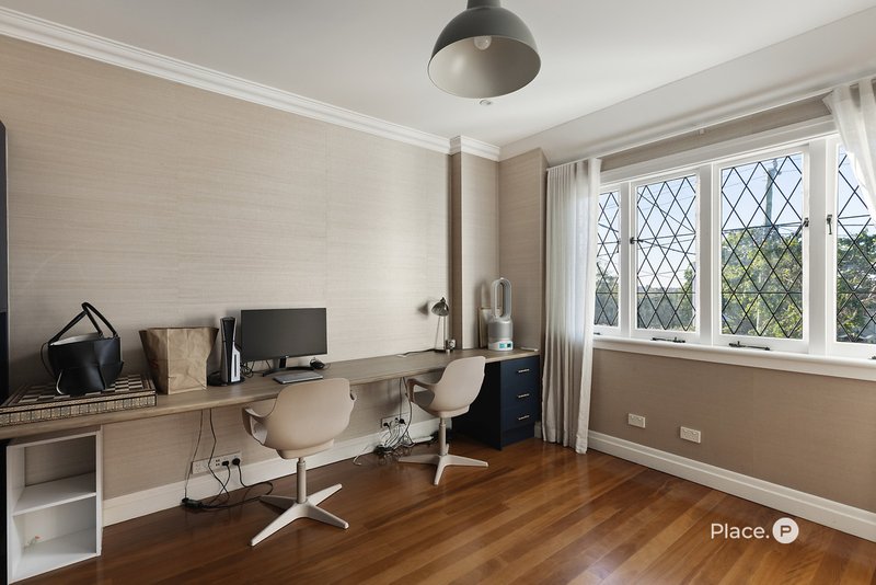 Photo - 17 Norman Parade, Clayfield QLD 4011 - Image 18