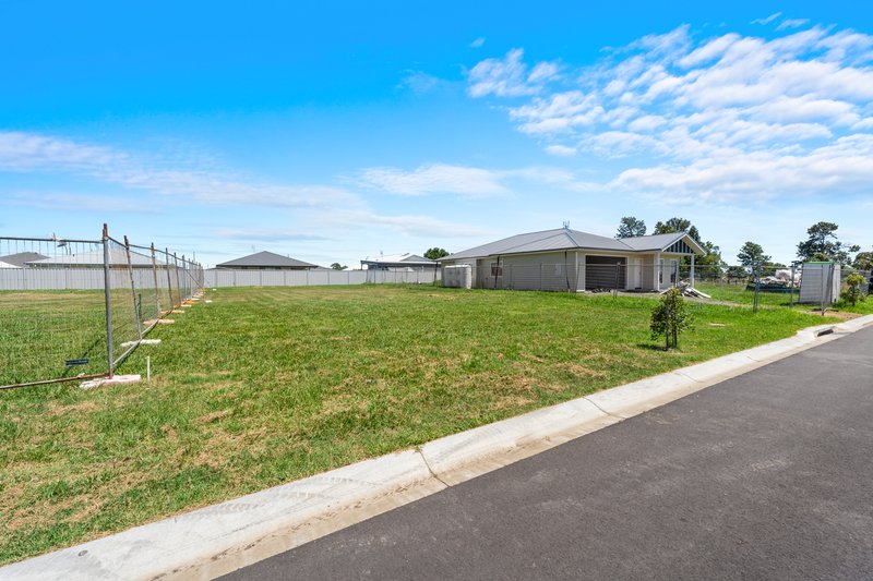 Photo - 17 Oak Avenue, Grafton NSW 2460 - Image 5