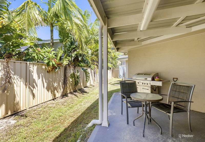 Photo - 17 Oasis Close, Soldiers Point NSW 2317 - Image 10