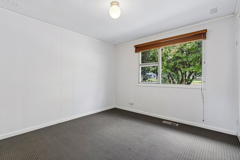 Photo - 17 Officer Crescent, Ainslie ACT 2602 - Image 7