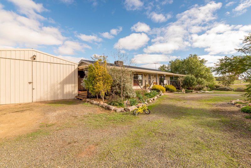 17 Old Templers Road, Templers SA 5371