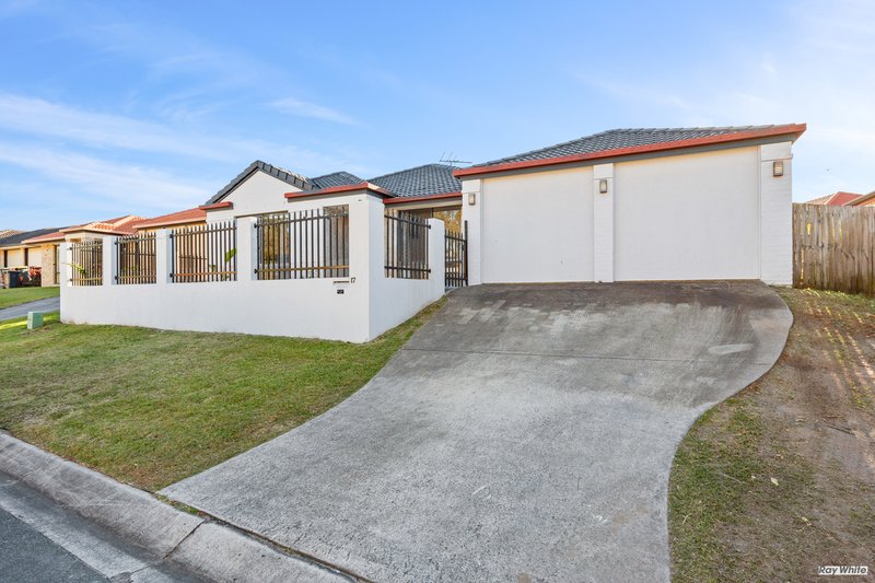 Photo - 17 Oleander Crescent, Durack QLD 4077 - Image 2