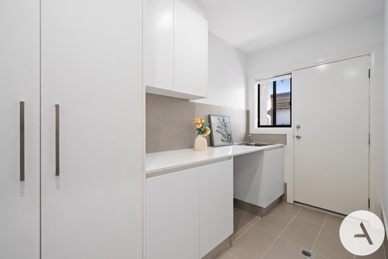 Photo - 17 Olga Masters Street, Franklin ACT 2913 - Image 24