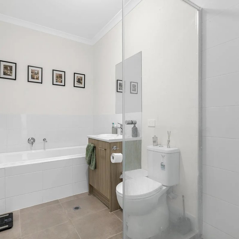 Photo - 17 Olley Place, Munno Para SA 5115 - Image 10