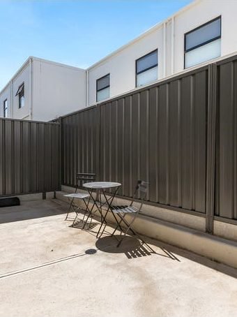 Photo - 17 Olley Place, Munno Para SA 5115 - Image 12