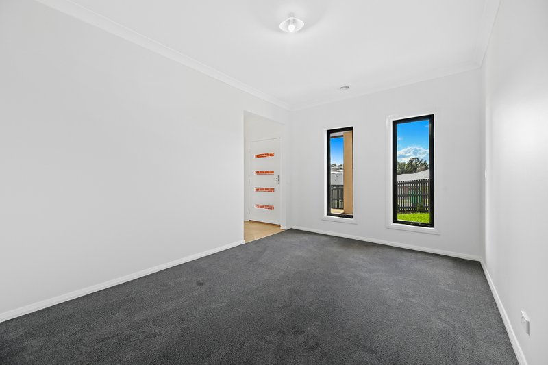 Photo - 17 Orchard Court, Drouin VIC 3818 - Image 13