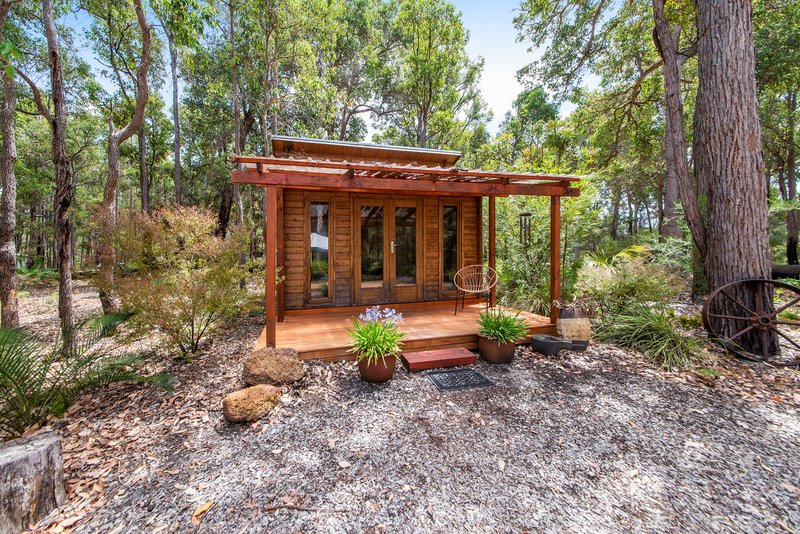 Photo - 17 Orchid Place, Nannup WA 6275 - Image 15