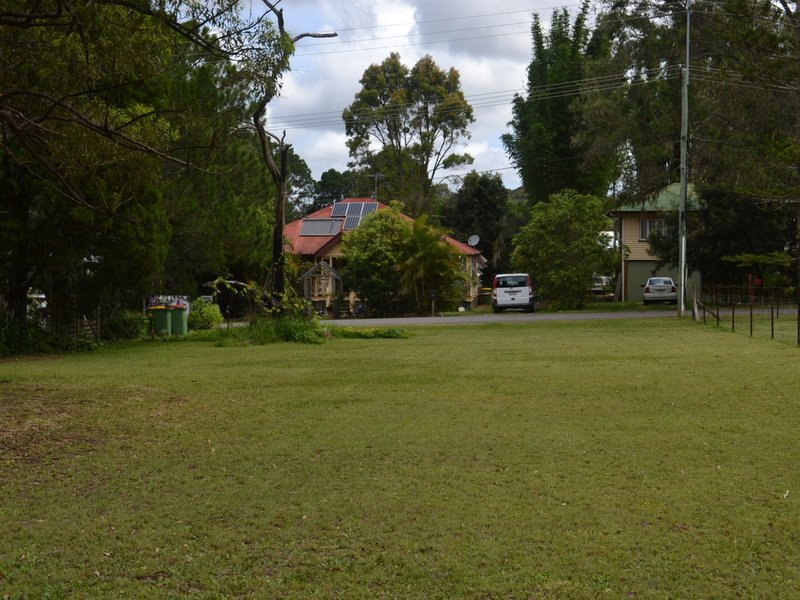 Photo - 17 Orion Street, Macleay Island QLD 4184 - Image 4