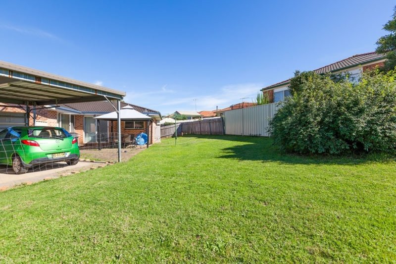 Photo - 17 Osburn Pl , St Helens Park NSW 2560 - Image 13