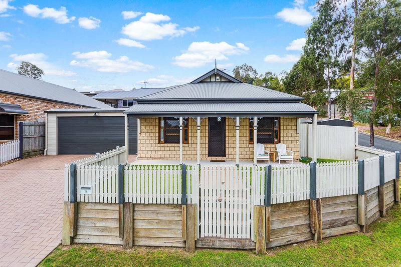 17 Outlook Dr , Waterford QLD 4133