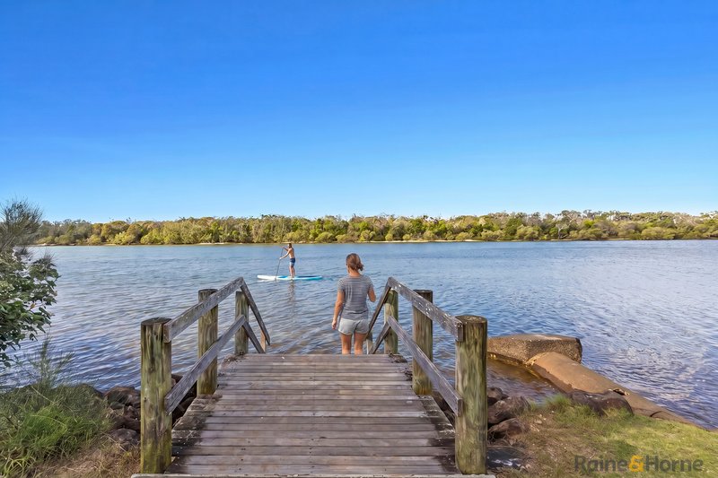 Photo - 17 Overall Drive, Pottsville NSW 2489 - Image 4
