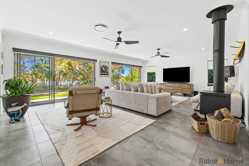 Photo - 17 Overall Drive, Pottsville NSW 2489 - Image 7