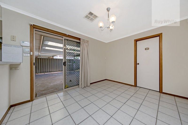 Photo - 17 Oxford Terrace, Blakeview SA 5114 - Image 11