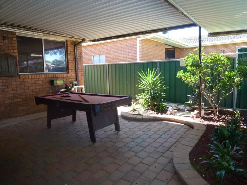 Photo - 17 Oxley Circle, Dubbo NSW 2830 - Image 11