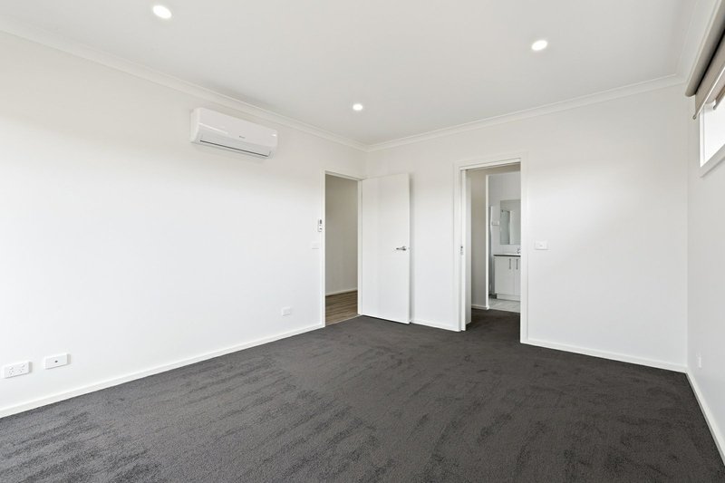 Photo - 17 Palace Road, St Leonards VIC 3223 - Image 7