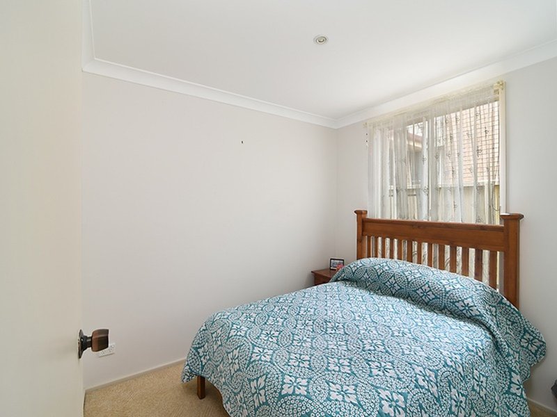 Photo - 17 Palm Court, Warners Bay NSW 2282 - Image 6