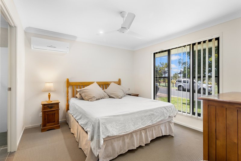 Photo - 17 Palmerston Street, North Lakes QLD 4509 - Image 5