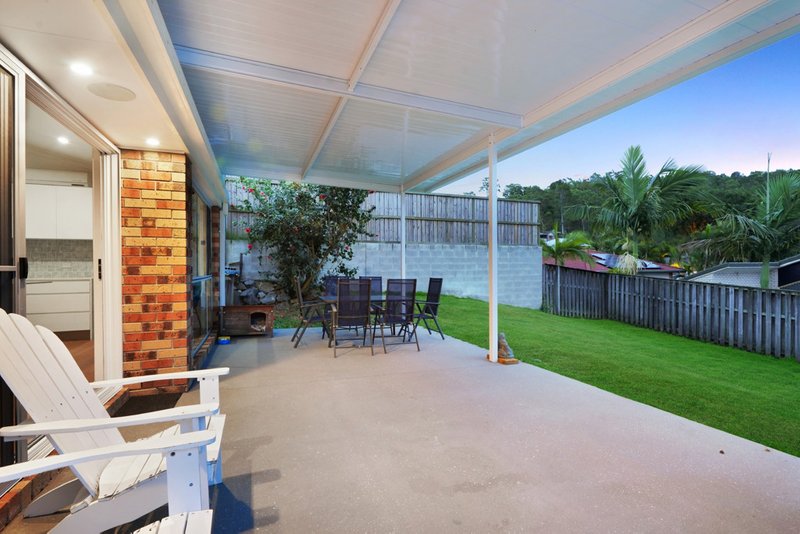 Photo - 17 Papara Street, Pacific Pines QLD 4211 - Image 12