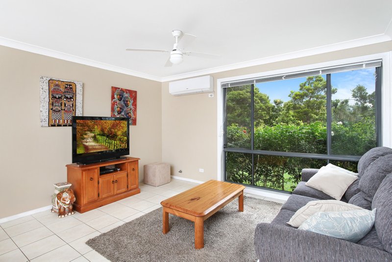 Photo - 17 Park Ridge Circuit, Kellyville NSW 2155 - Image 4