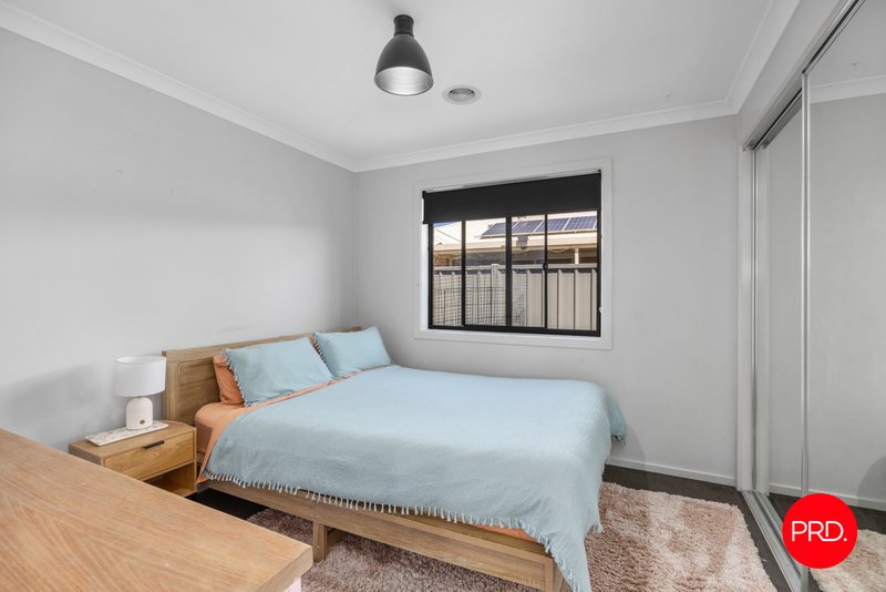 Photo - 17 Parkview Boulevard, Huntly VIC 3551 - Image 12