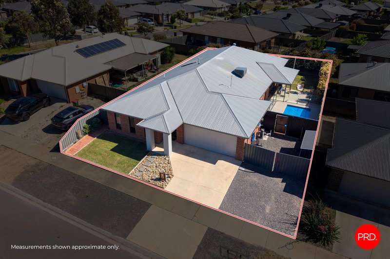 Photo - 17 Parkview Boulevard, Huntly VIC 3551 - Image 20