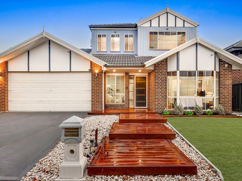 Photo - 17 Parmentier Way, Pakenham VIC 3810 - Image 1