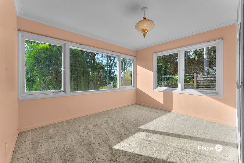 Photo - 17 Parnoo Street, Mitchelton QLD 4053 - Image 8
