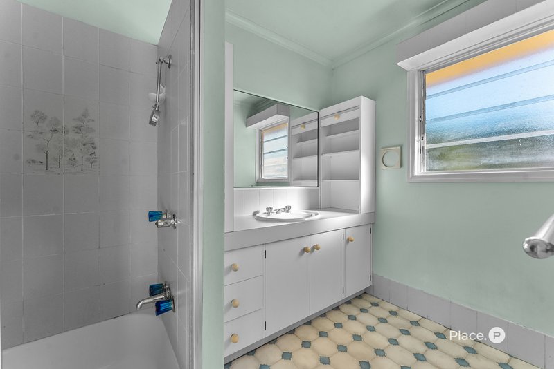 Photo - 17 Parnoo Street, Mitchelton QLD 4053 - Image 11