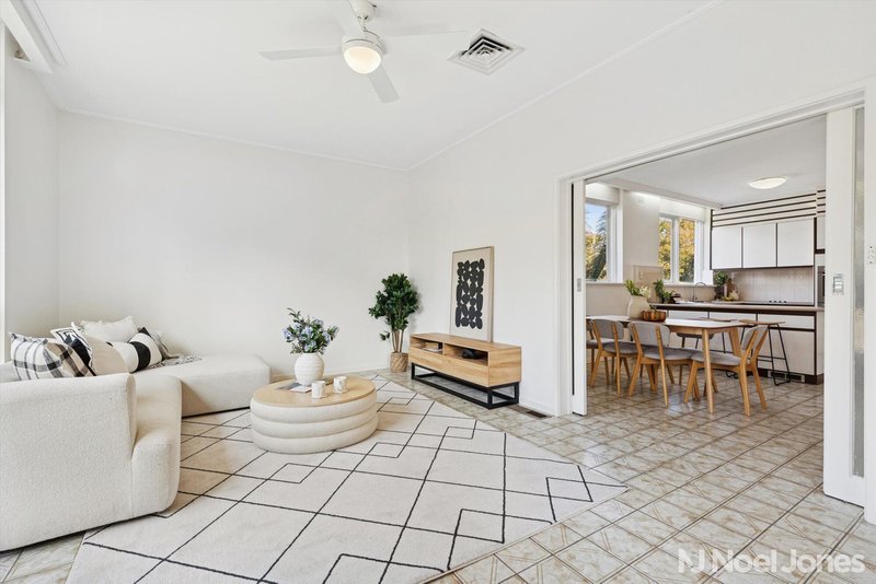 Photo - 17 Pavo Street, Balwyn North VIC 3104 - Image 5