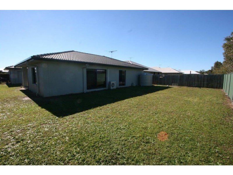 Photo - 17 Pectoral Place, Banksia Beach QLD 4507 - Image 11