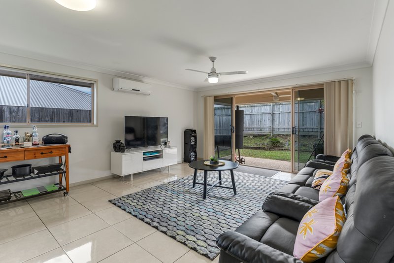 Photo - 17 Pekin Close, Mango Hill QLD 4509 - Image 5