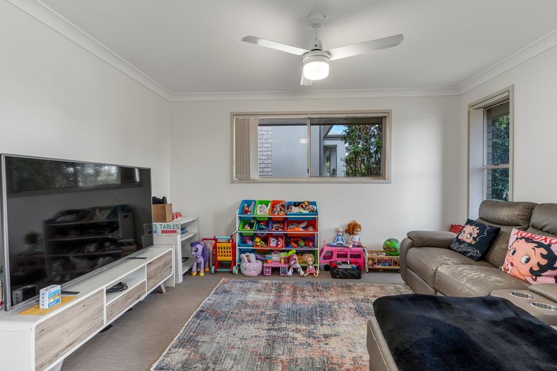 Photo - 17 Pekin Close, Mango Hill QLD 4509 - Image 7