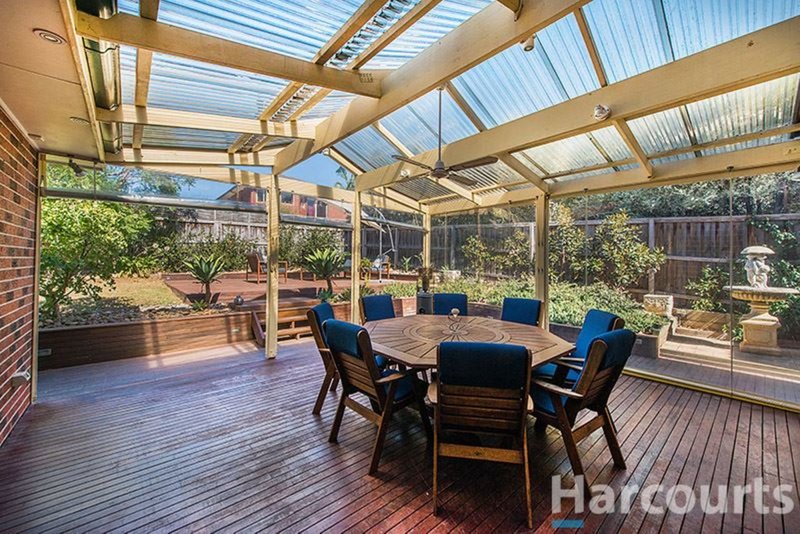 Photo - 17 Pendelton Place, Lysterfield VIC 3156 - Image 2