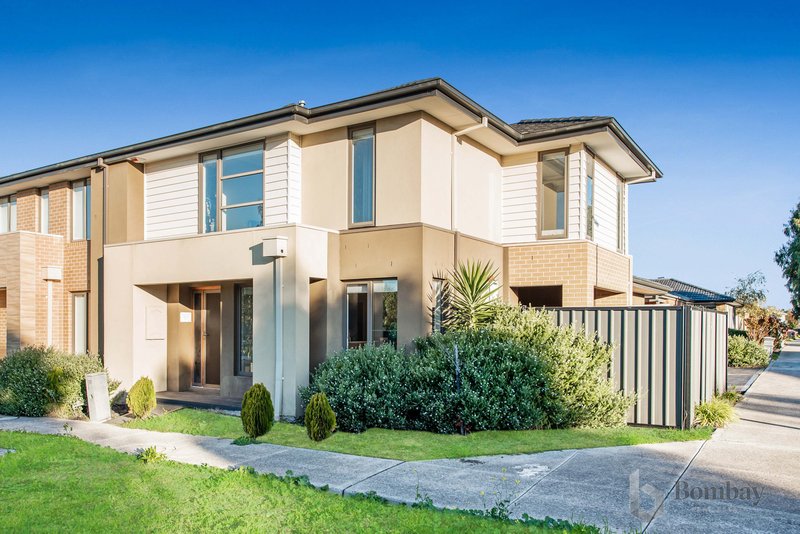 Photo - 17 Peppertree Parade, Craigieburn VIC 3064 - Image 14