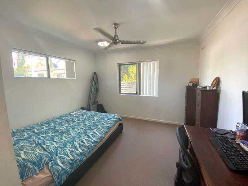 Photo - 1/7 Phillip Street, Labrador QLD 4215 - Image 6