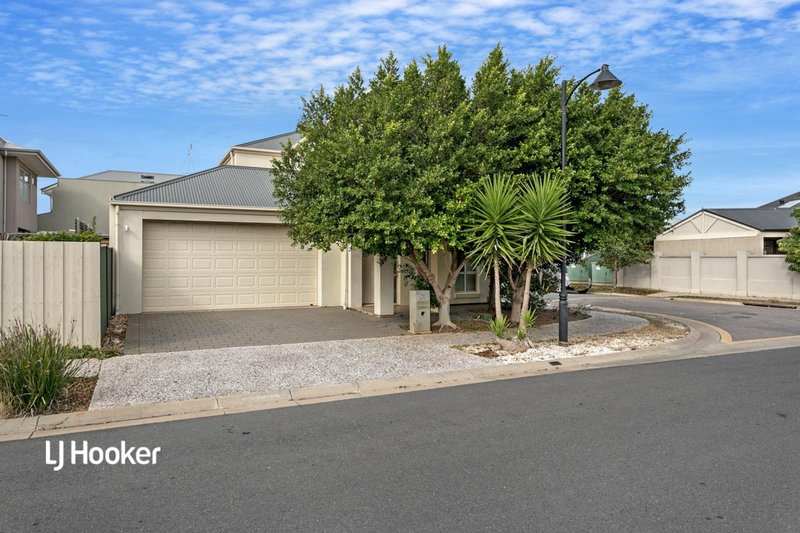 17 Phillipson Circuit, Mawson Lakes SA 5095