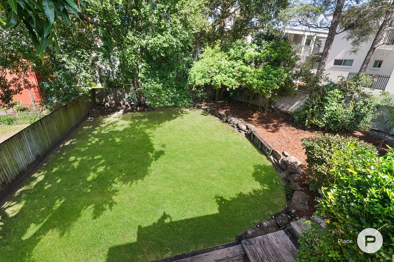 Photo - 17 Picot Street, Kelvin Grove QLD 4059 - Image 7