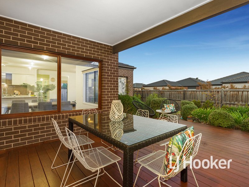 Photo - 17 Pier Way, Point Cook VIC 3030 - Image 11