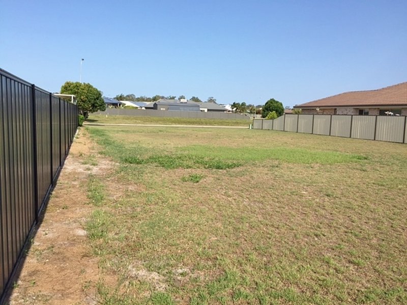 Photo - 17 Pilbara Way, Burrum Heads QLD 4659 - Image 6