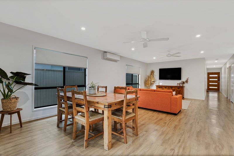 Photo - 17 Pipit Street, Palmview QLD 4553 - Image 9