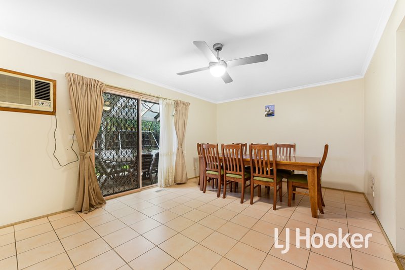 Photo - 17 Pirra Place, Narre Warren VIC 3805 - Image 6