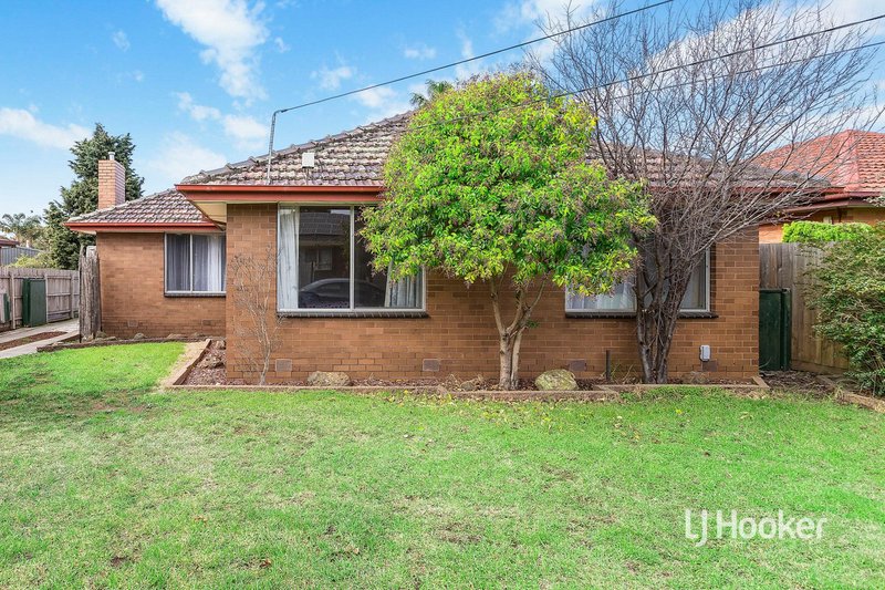 17 Powell Drive, Hoppers Crossing VIC 3029