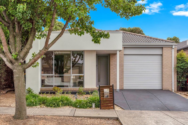 17 Powell Street, Craigieburn VIC 3064