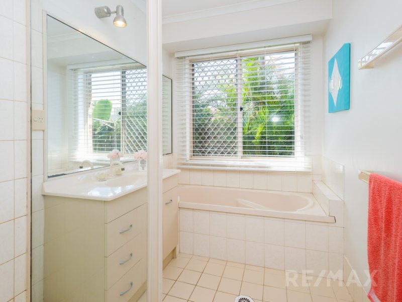 Photo - 17 Prahran Court, Robina QLD 4226 - Image 15